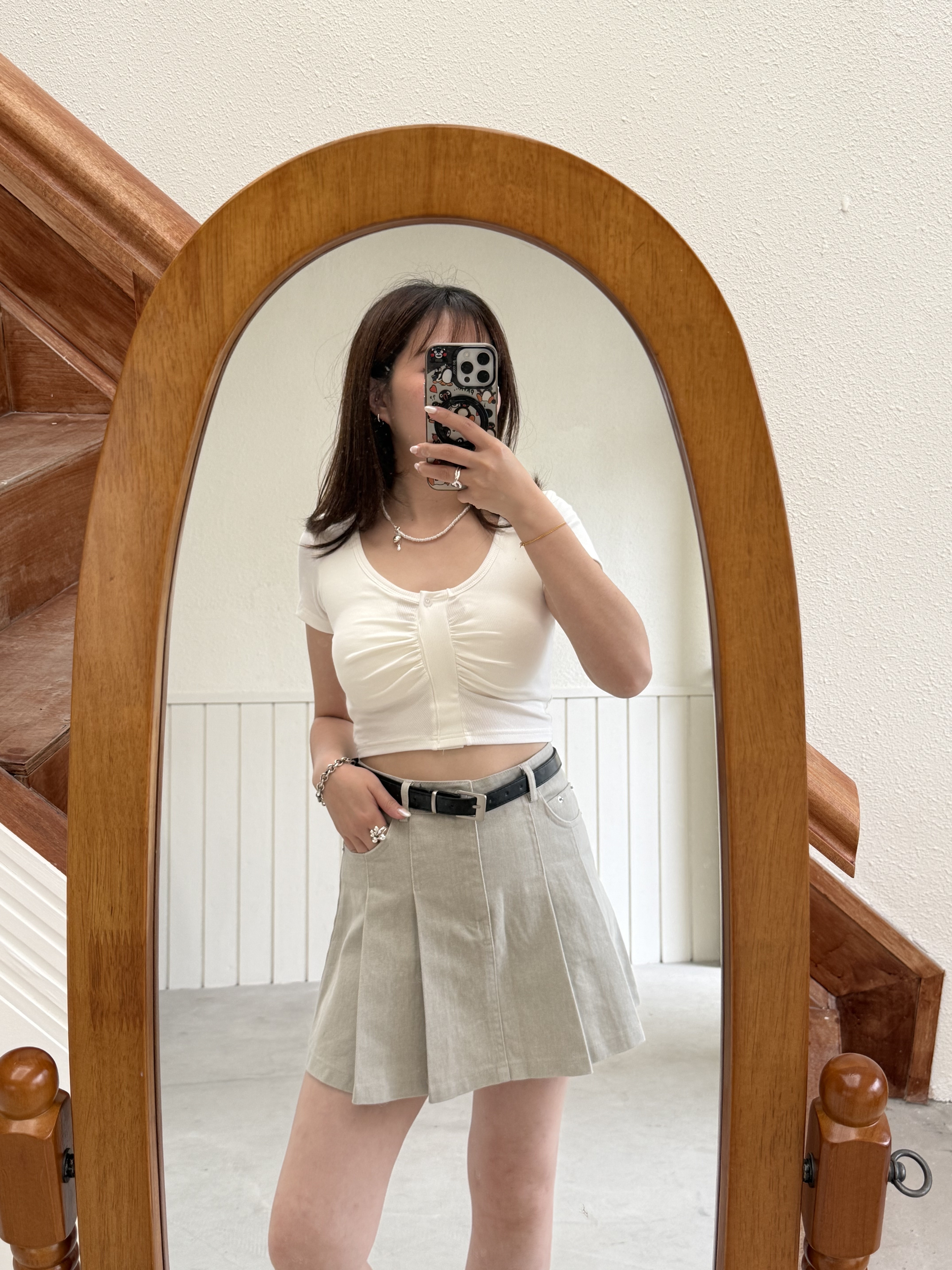 附罩杯U領抓皺短版上衣