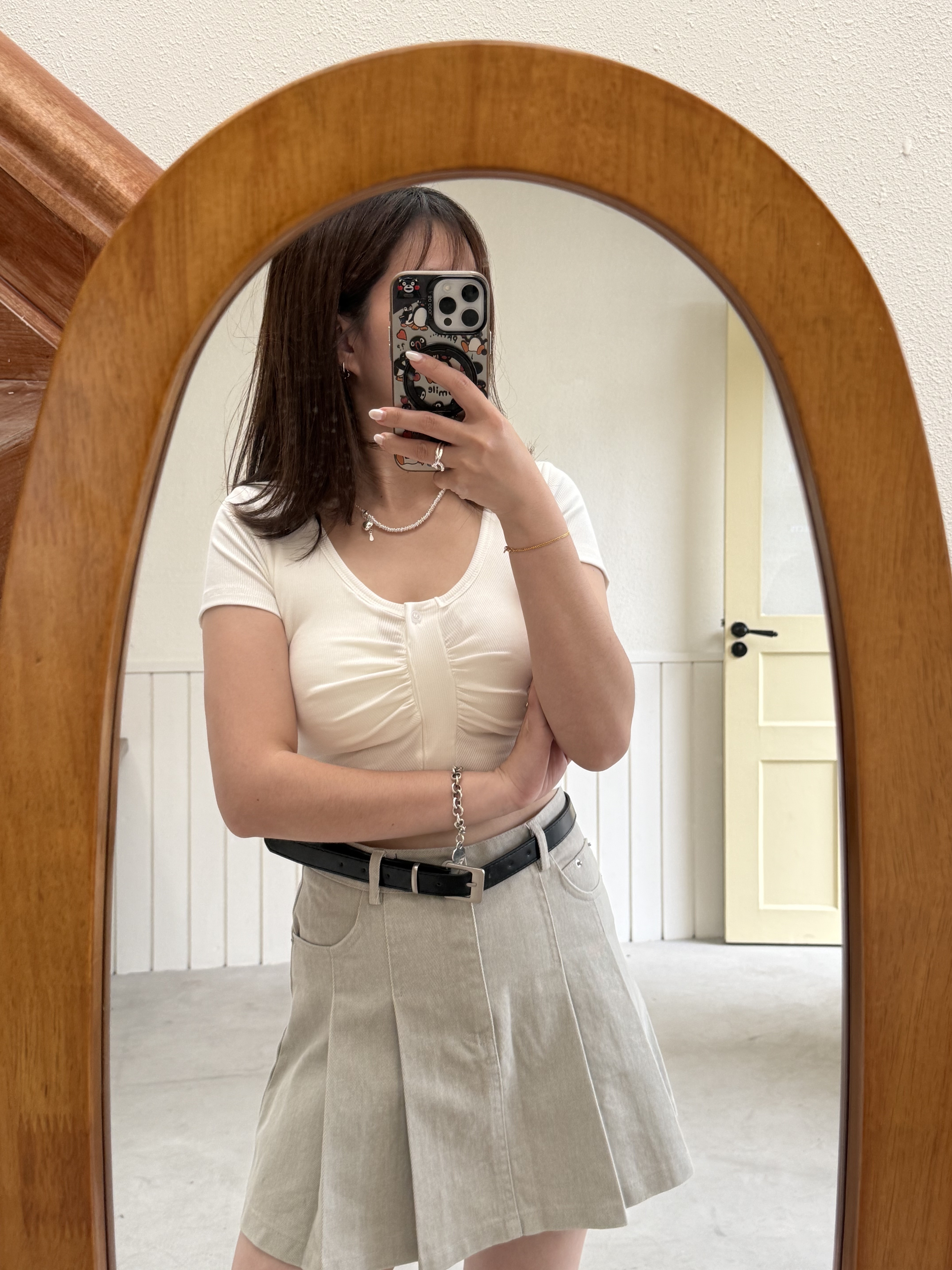 附罩杯U領抓皺短版上衣