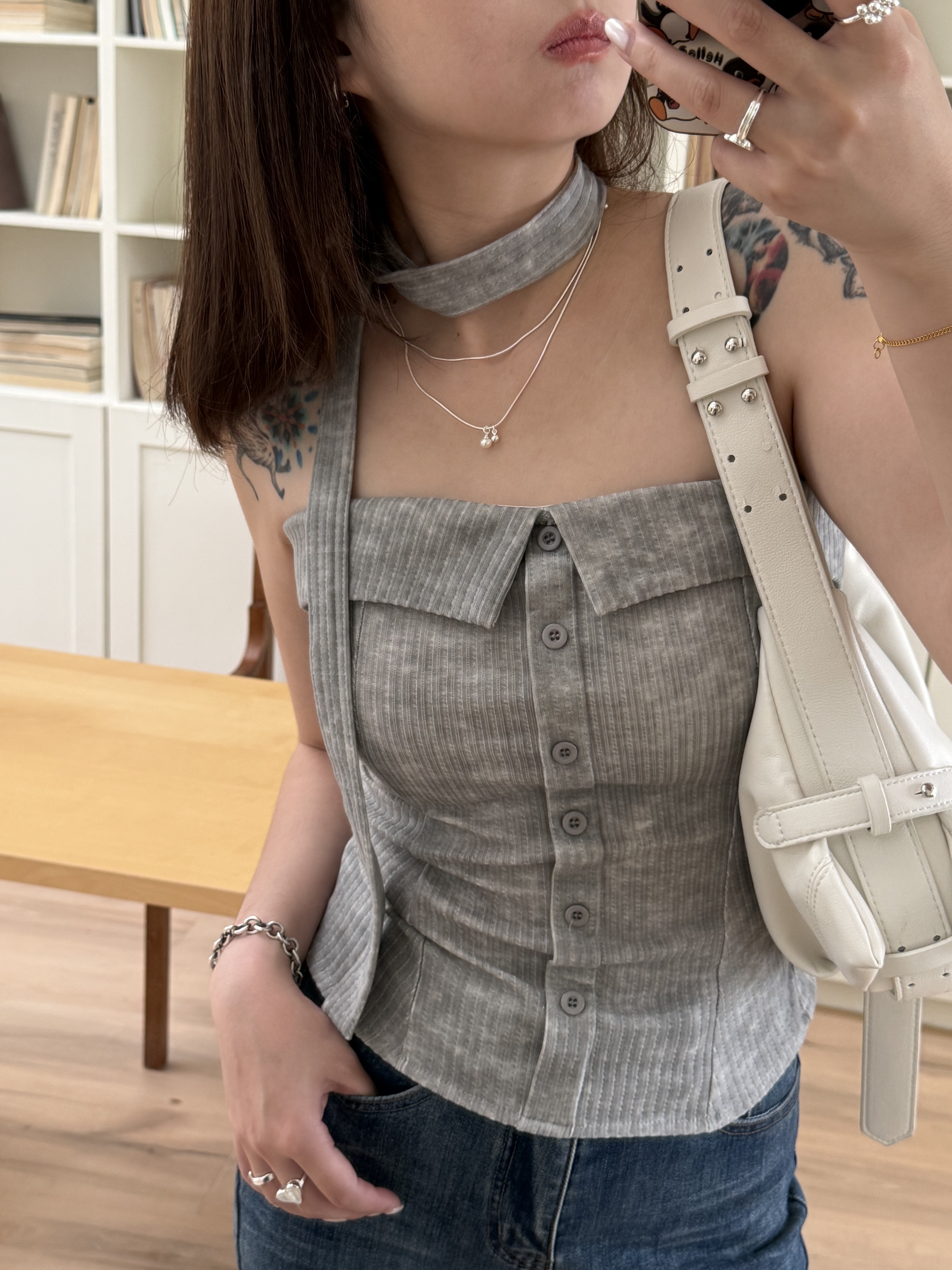 附繞脖一字領排釦平口背心