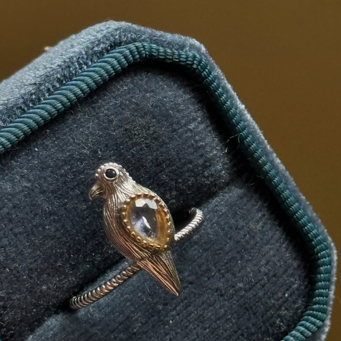 [原石] 坦桑石 925銀戒指 鳥 水晶戒指