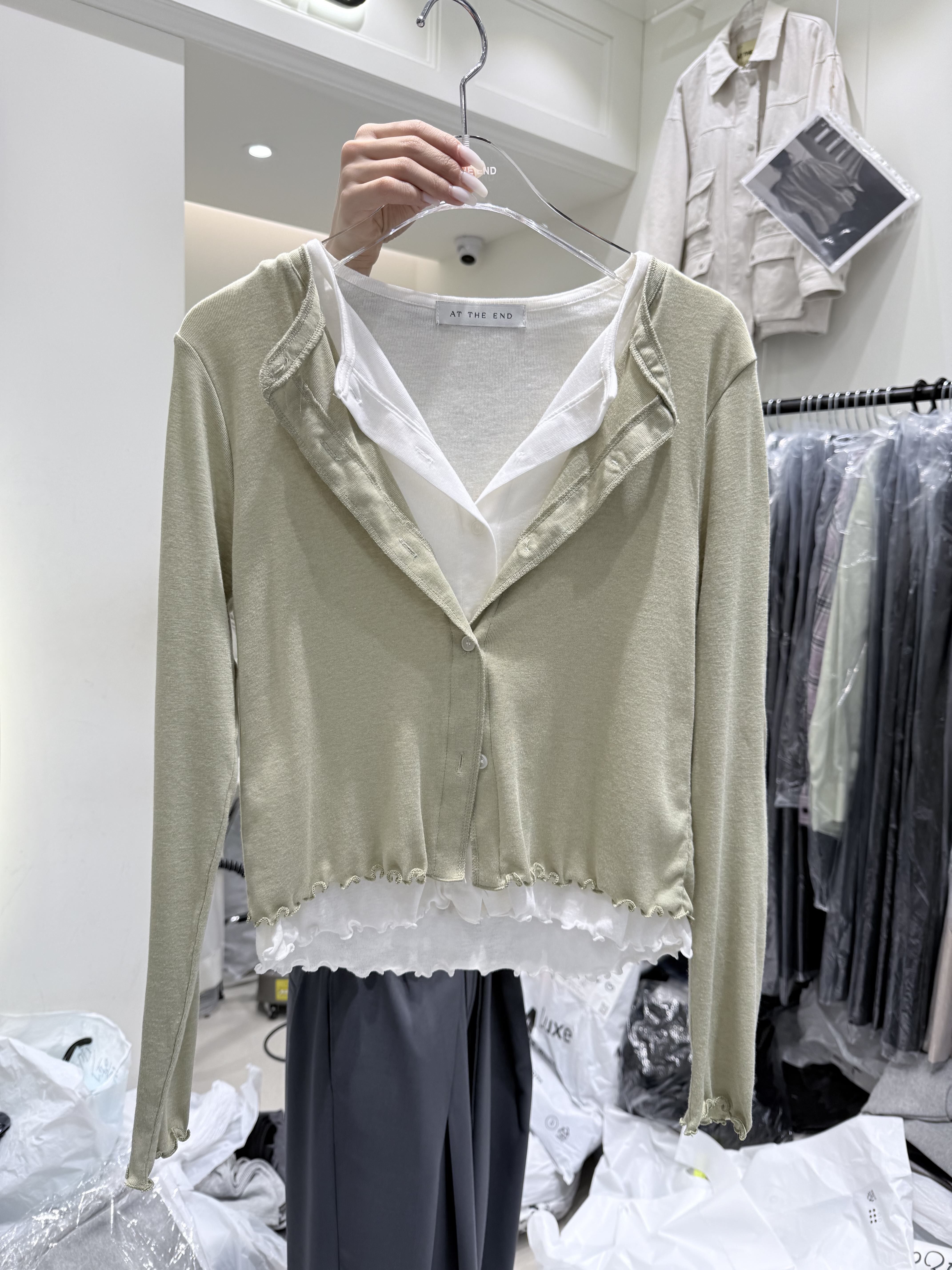 WW2638 2-layer Cardi