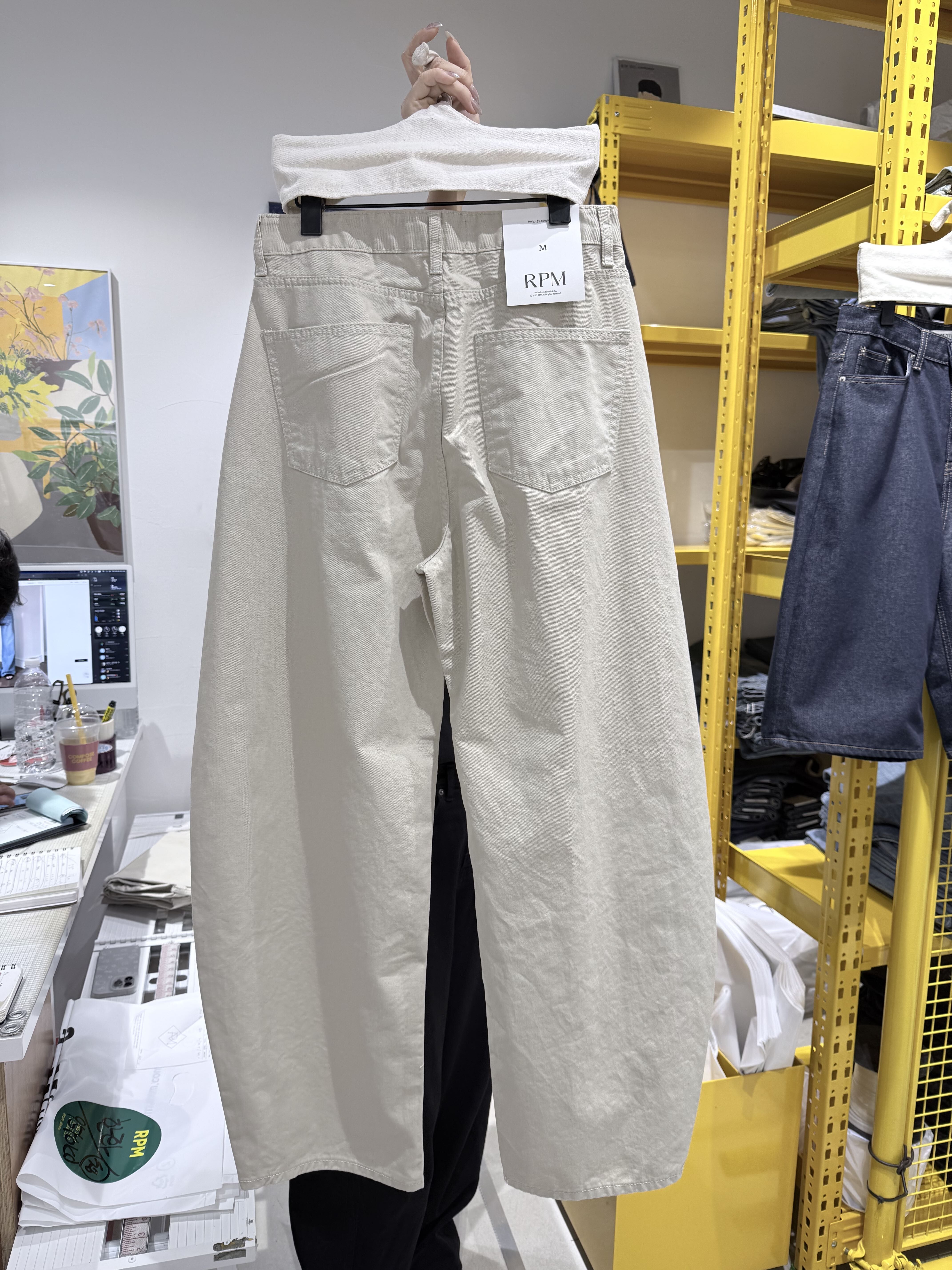 WW2639 Beige 彎刀褲