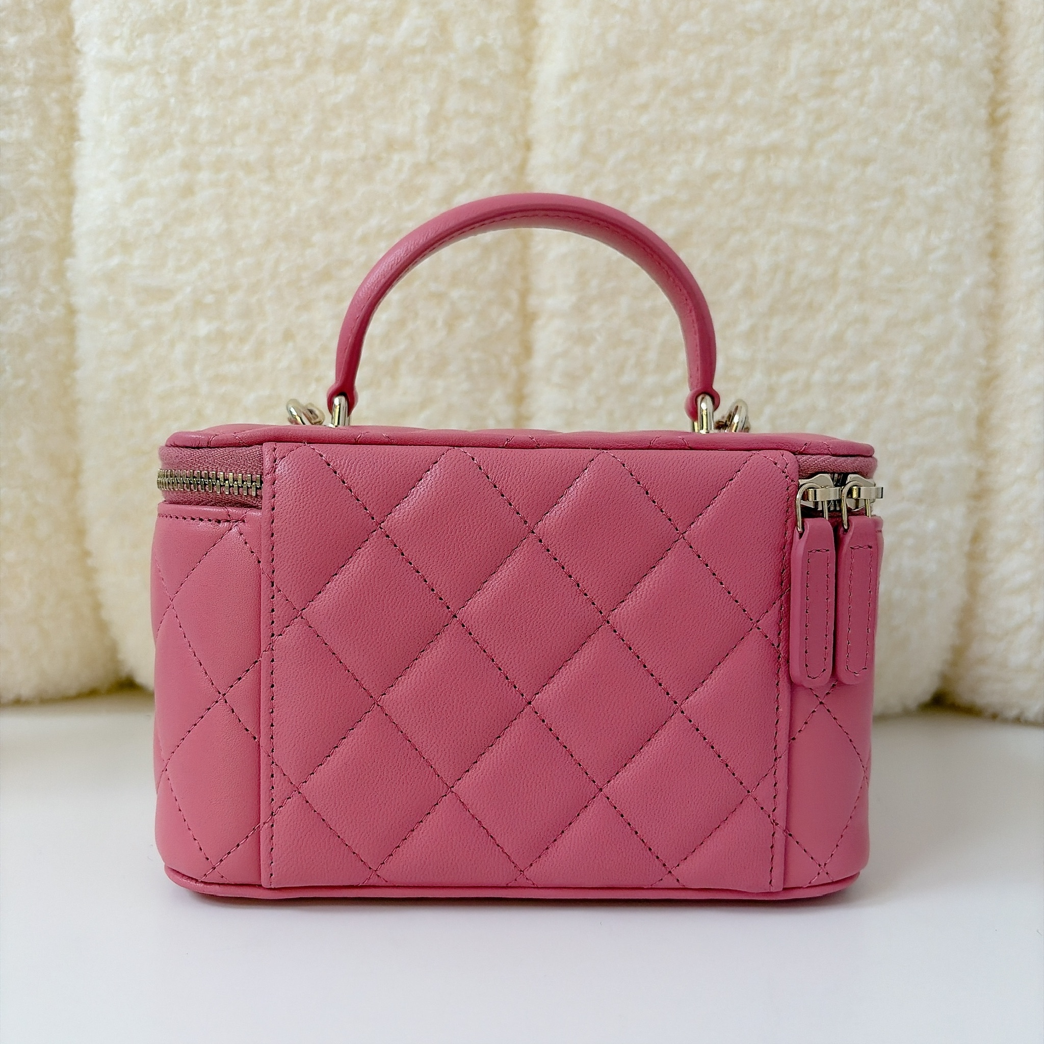 Chanel Small Top Handle Vanity Case - Pink / GHW
