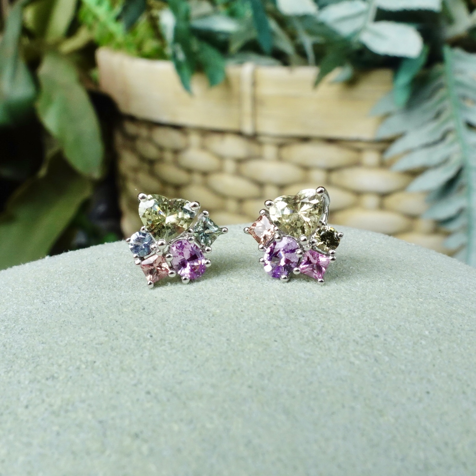 18K金Fancy cut天然無燒彩色藍寶石耳釘