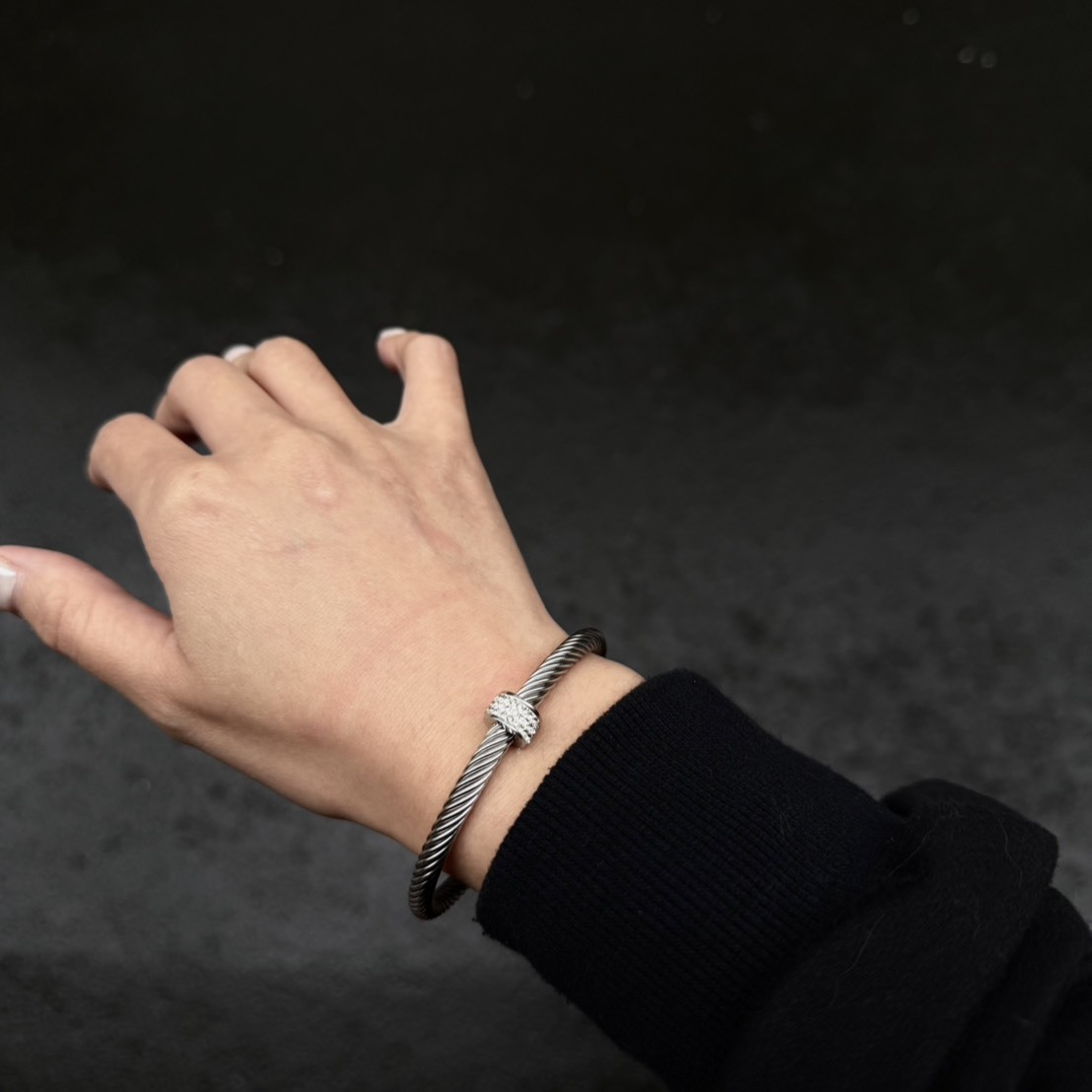 『代購商品』BKBU 星鑽 歐美百搭 不掉色鈦鋼 可調節手鐲 BK-SZW834