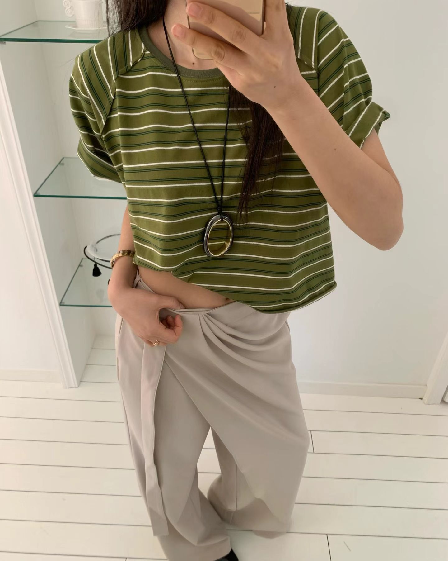 WW2641 Back Circle Tee