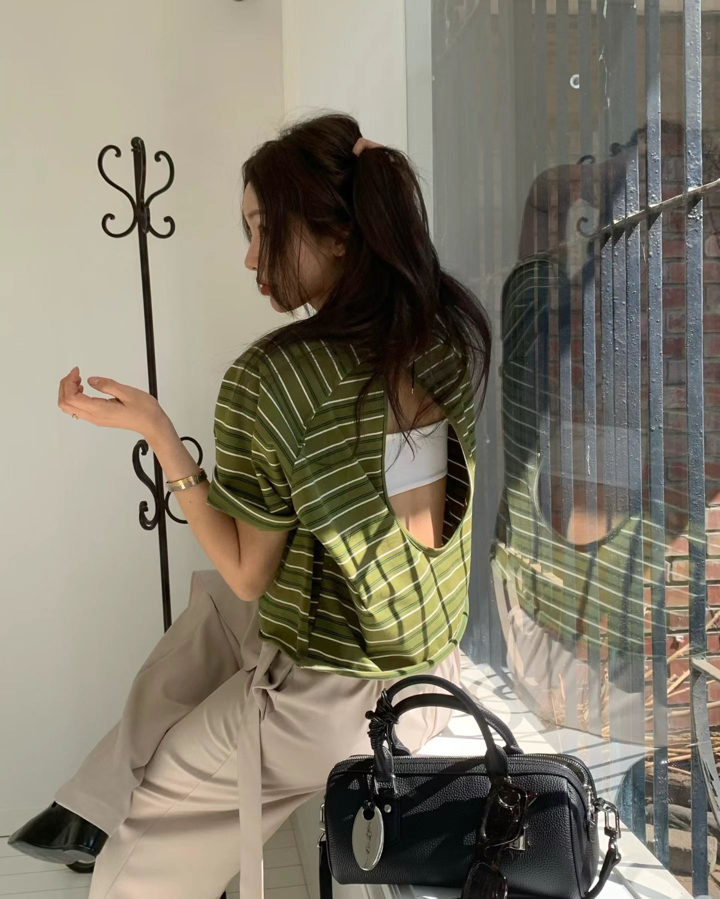 WW2641 Back Circle Tee