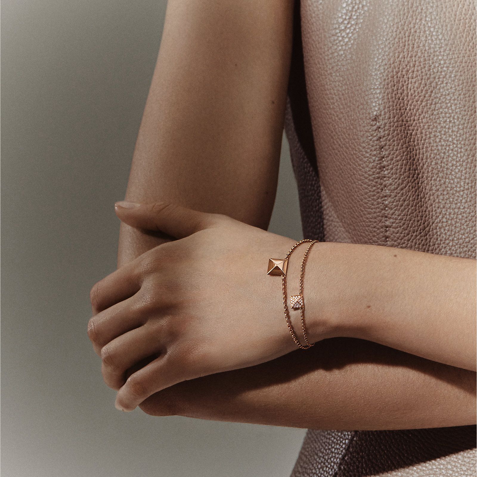 全新HERMES  BRACELET, H223208B, Clou d'H Bracelet, 18k玫瑰金/鑽石, 愛馬仕手鏈, #BRAND NEW #香榭站正品