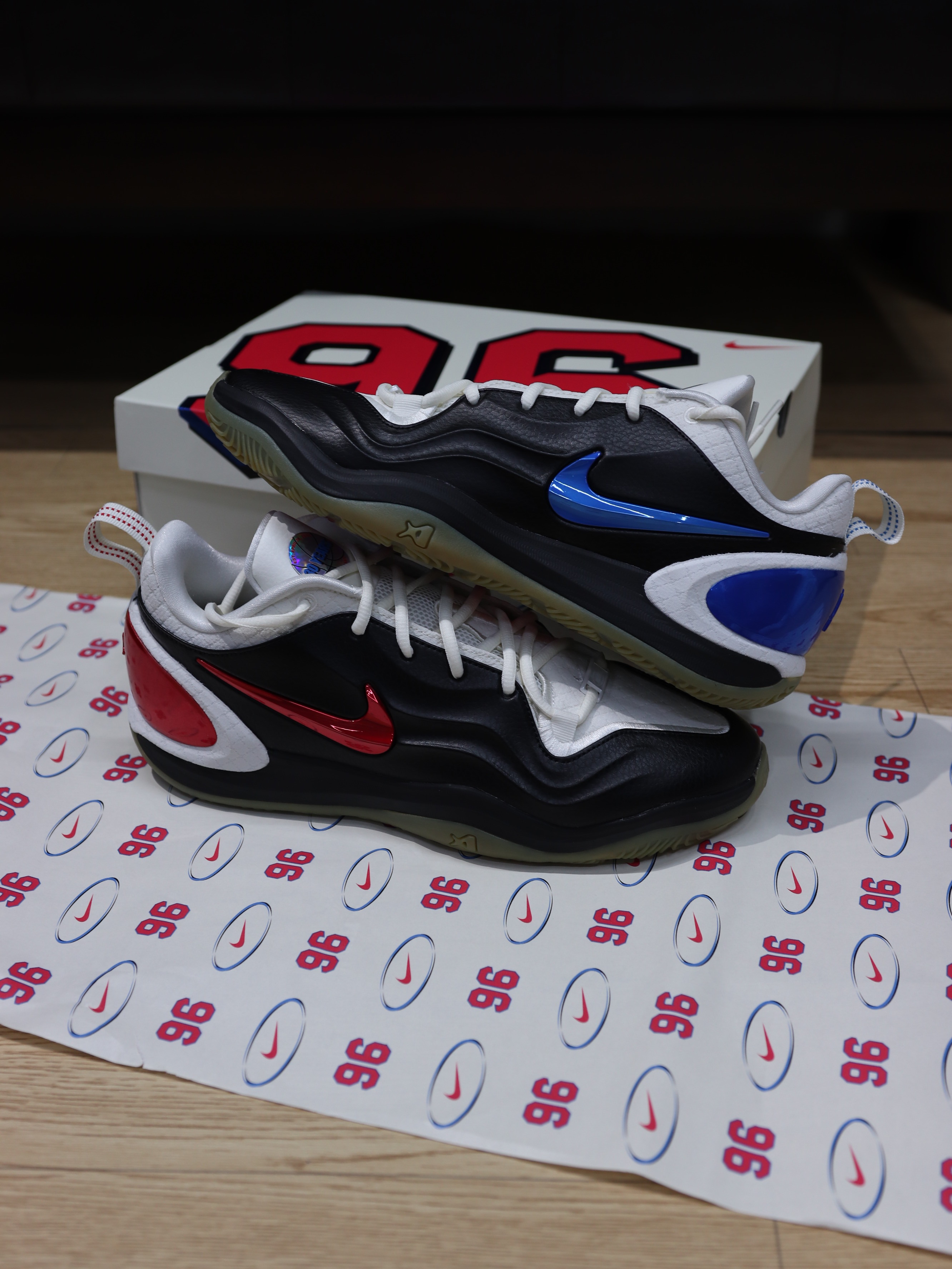 男女鞋 NIKE A TWO A'JA WILSON 'WNBA 30H' 白黑藍紅 30週年 紀念版 鴛鴦 支撐 運動 籃球鞋【IH1138-001】