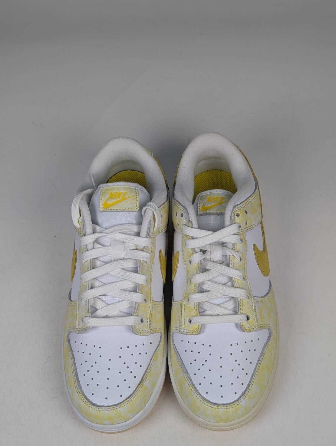 微瑕疵-左腳中底泛黃 DM9467-700/9 Nike Dunk Low '' Yellow Strike '' 檸檬黃 女款