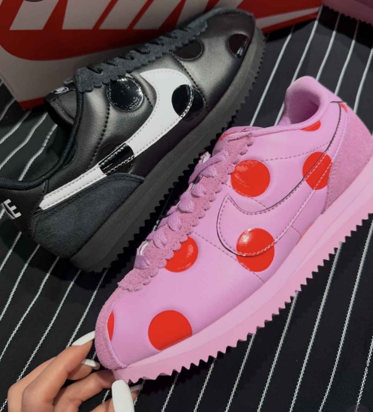 代購-NIKE CORTEZ Polka Dot 阿甘鞋 波點 麂皮 皮革 拼接 粉色 草間彌生 IR1332-500