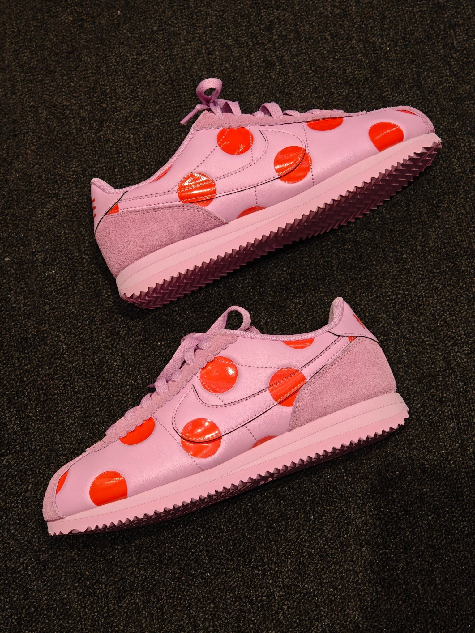 代購-NIKE CORTEZ Polka Dot 阿甘鞋 波點 麂皮 皮革 拼接 粉色 草間彌生 IR1332-500