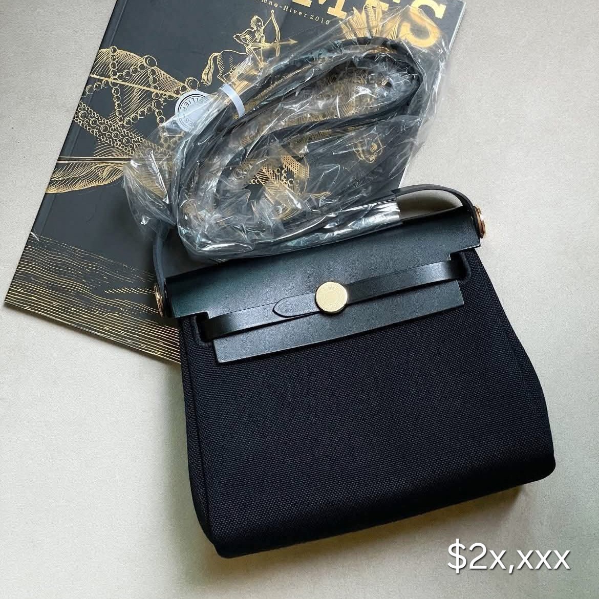 Hermes Herbag Mini Black GHW  Canvas HK$2x,xxx (HK$2,000 即時落訂)