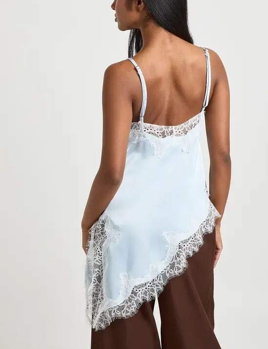 Baby Blue水藍色緞面蕾絲斜擺上衣