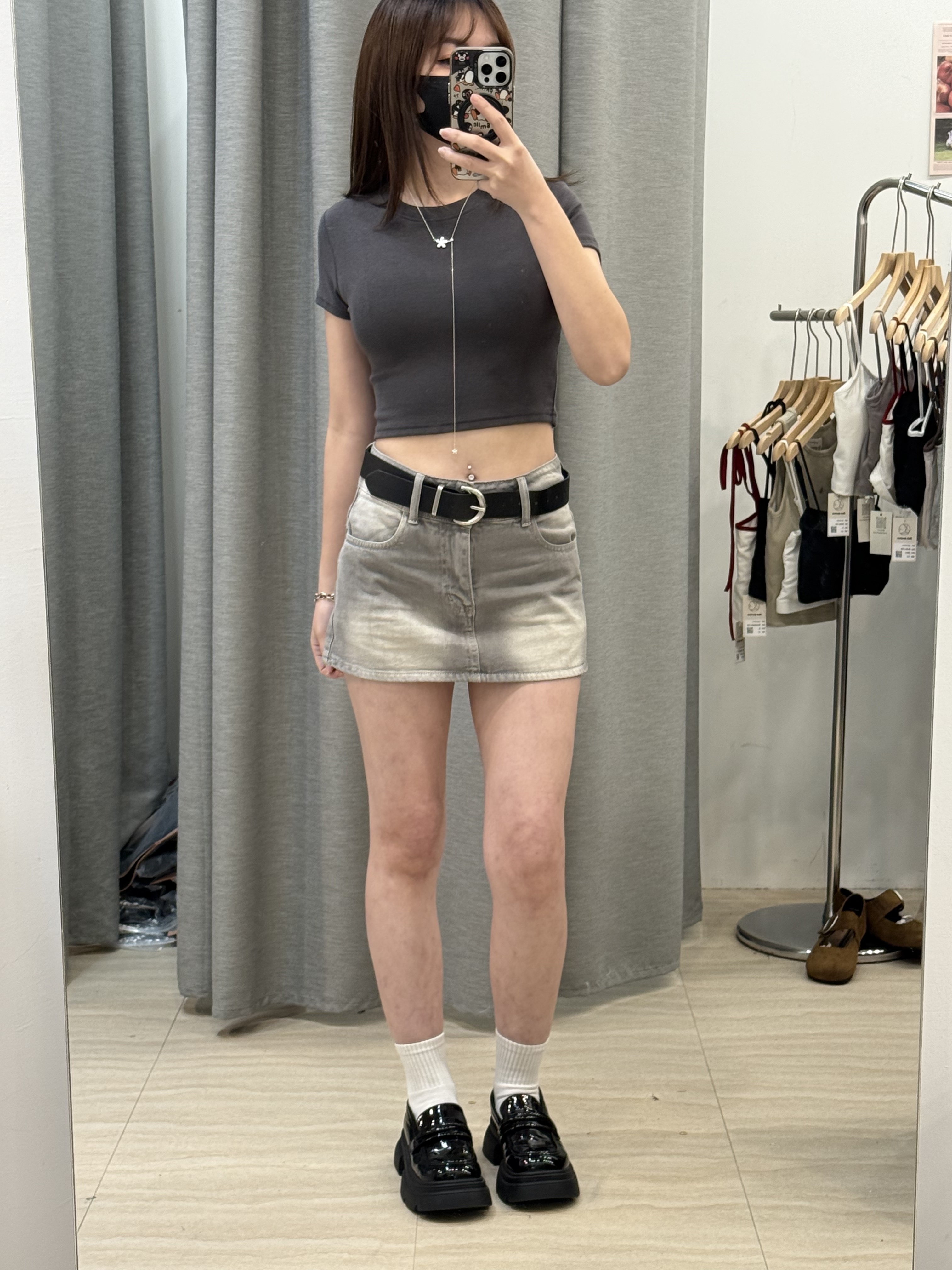 附皮帶刷色短裙