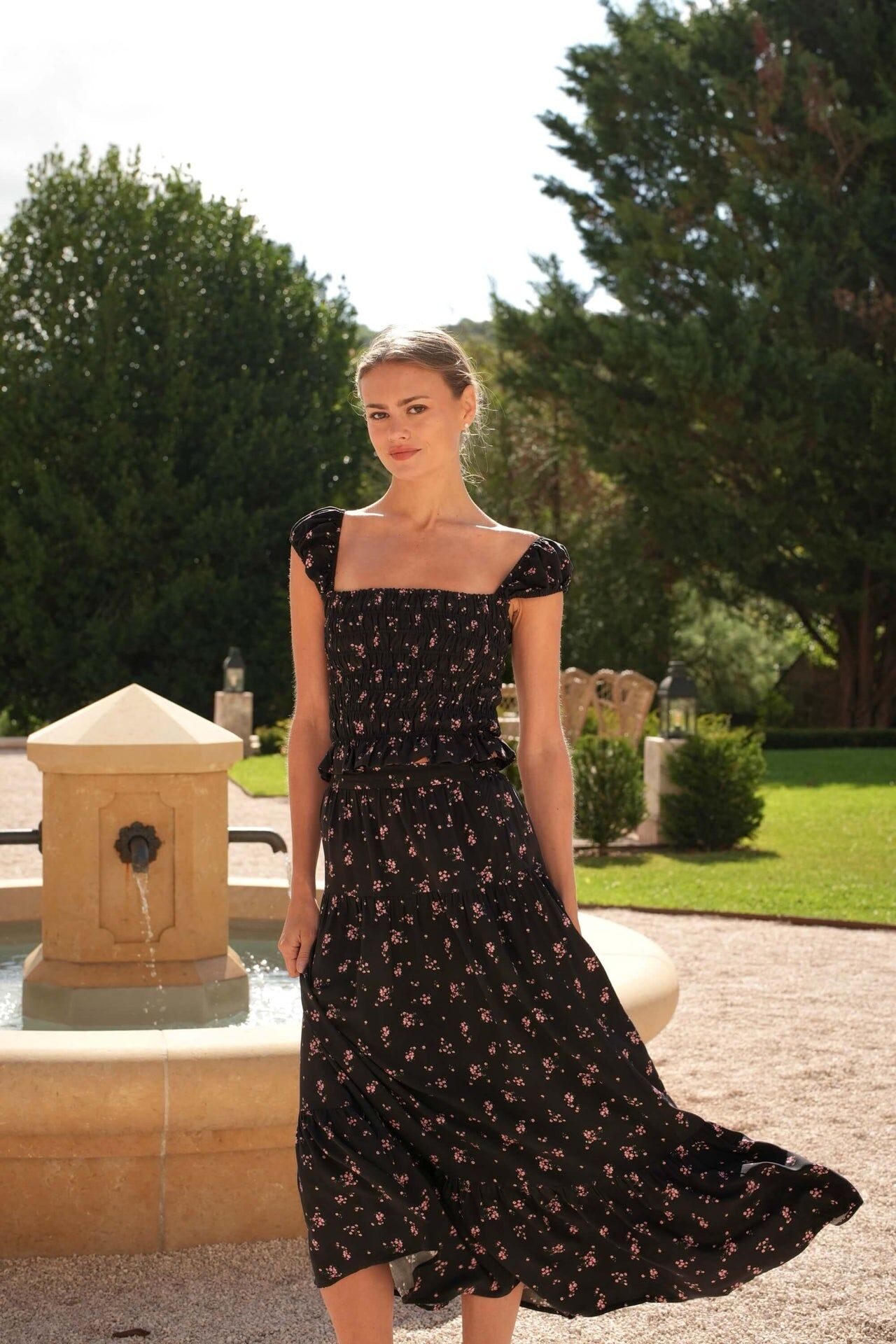 1GL0426-180 [GAALA] Lucy Two Piece (Skirt) Black Floral (EU)