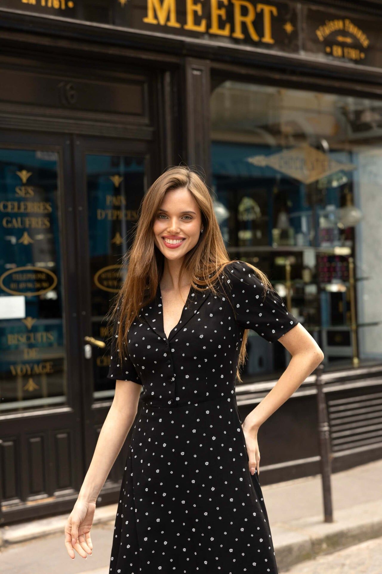 1GL0426-279 [GAALA] Selena Midi Dress Black White Floral (EU)