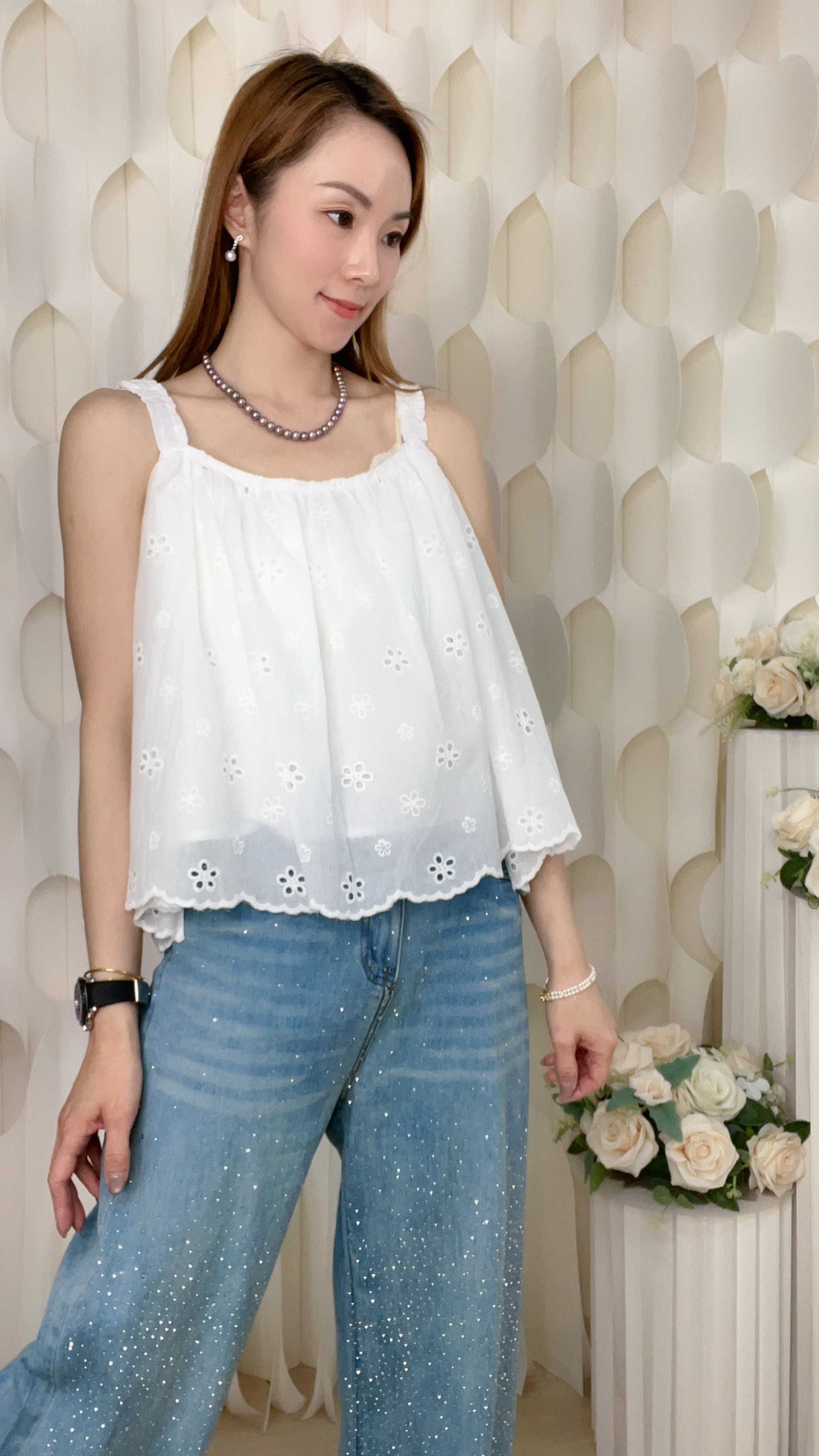 橡筋肩帶通花梳織上衣（胸38 腰40 長19吋) 26074 #2404clo