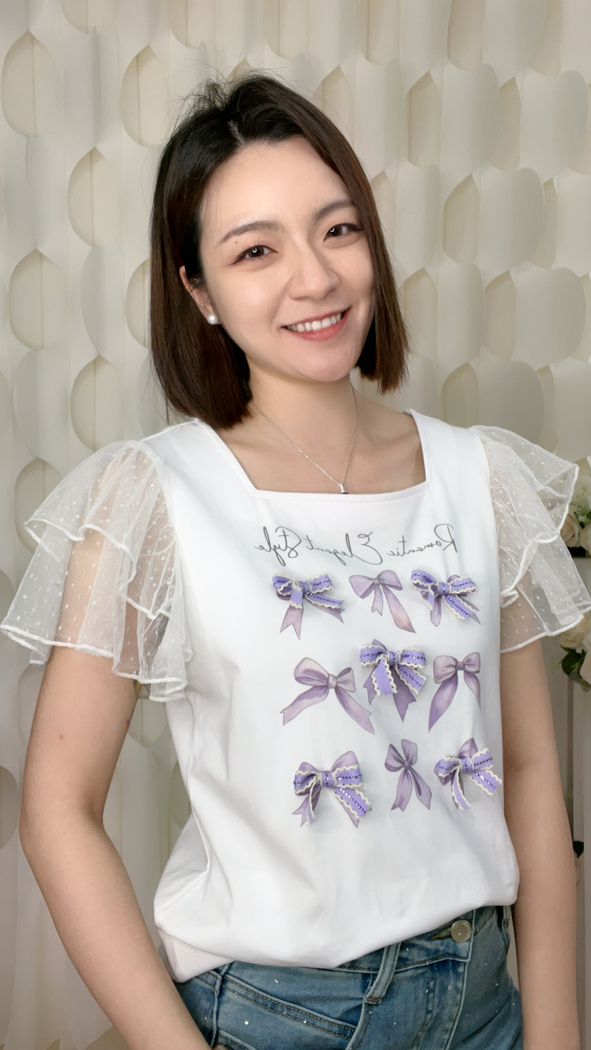 LACE手袖拼燙石蝴蝶結棉質上衣（胸36-42 腰36-42 長23吋）26005 #2404clo