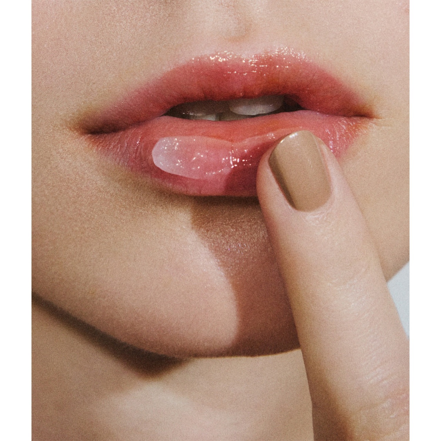 CELVOKE Aroma Veil Lip Mask Tranquil Woody 香氛唇膜 寧靜木質香調 8g