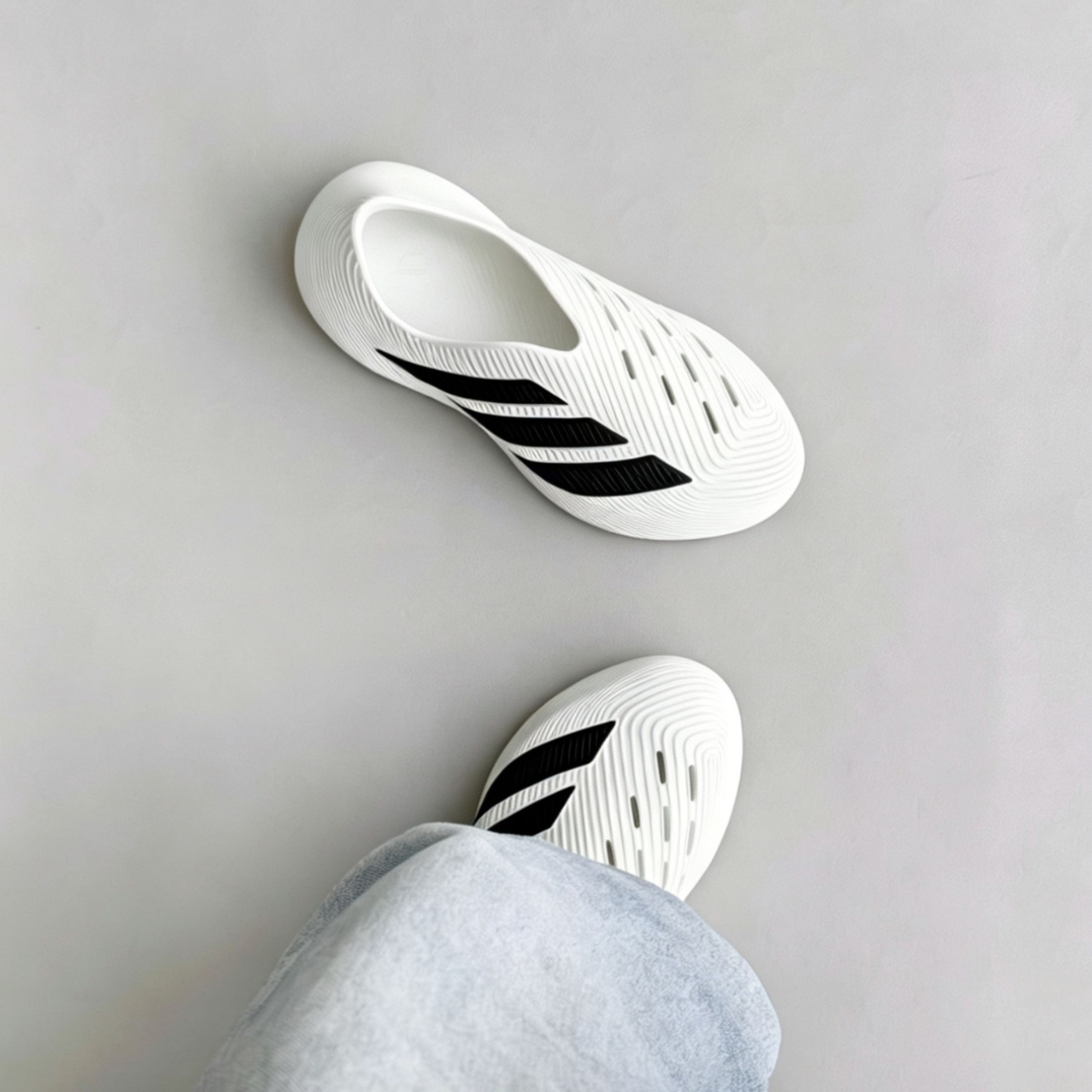 NICEDAY 代購 Adidas Purechill 黑白 三線 舒適 套鞋 橡膠 休閒 HQ2950