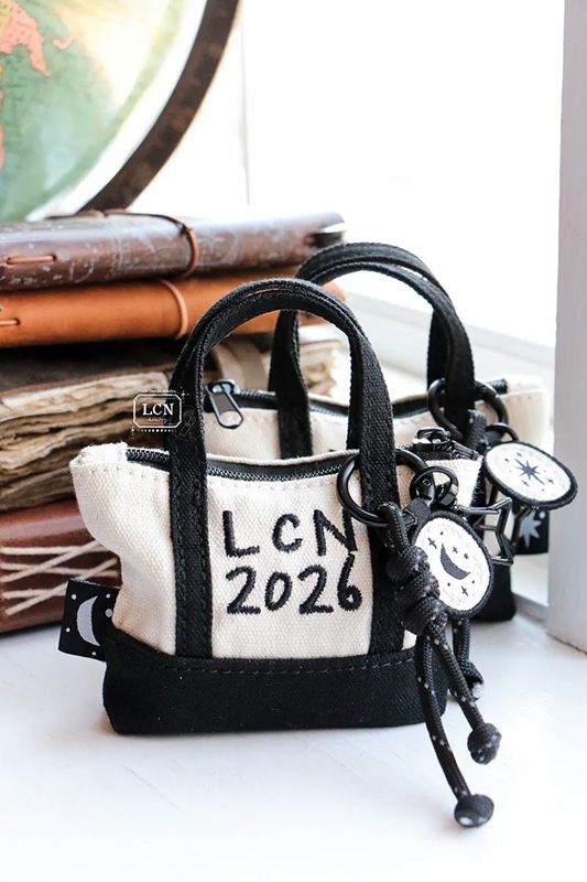 吉 LCN．2026 LCN 迷你托特包文具組 黑/咖本