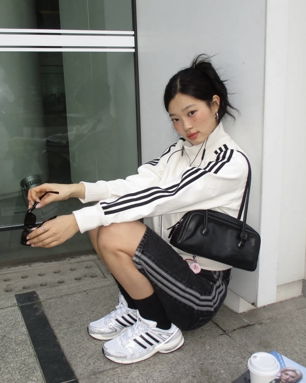 ADIDAS FIREBIRD SHORT 炭黑色 牛仔短褲 三線 五分褲