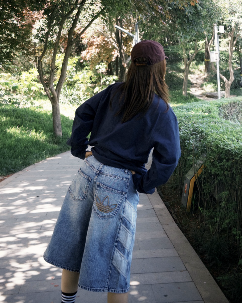 ADIDAS ORIGINALS 牛仔藍 短褲 寬鬆 七分褲