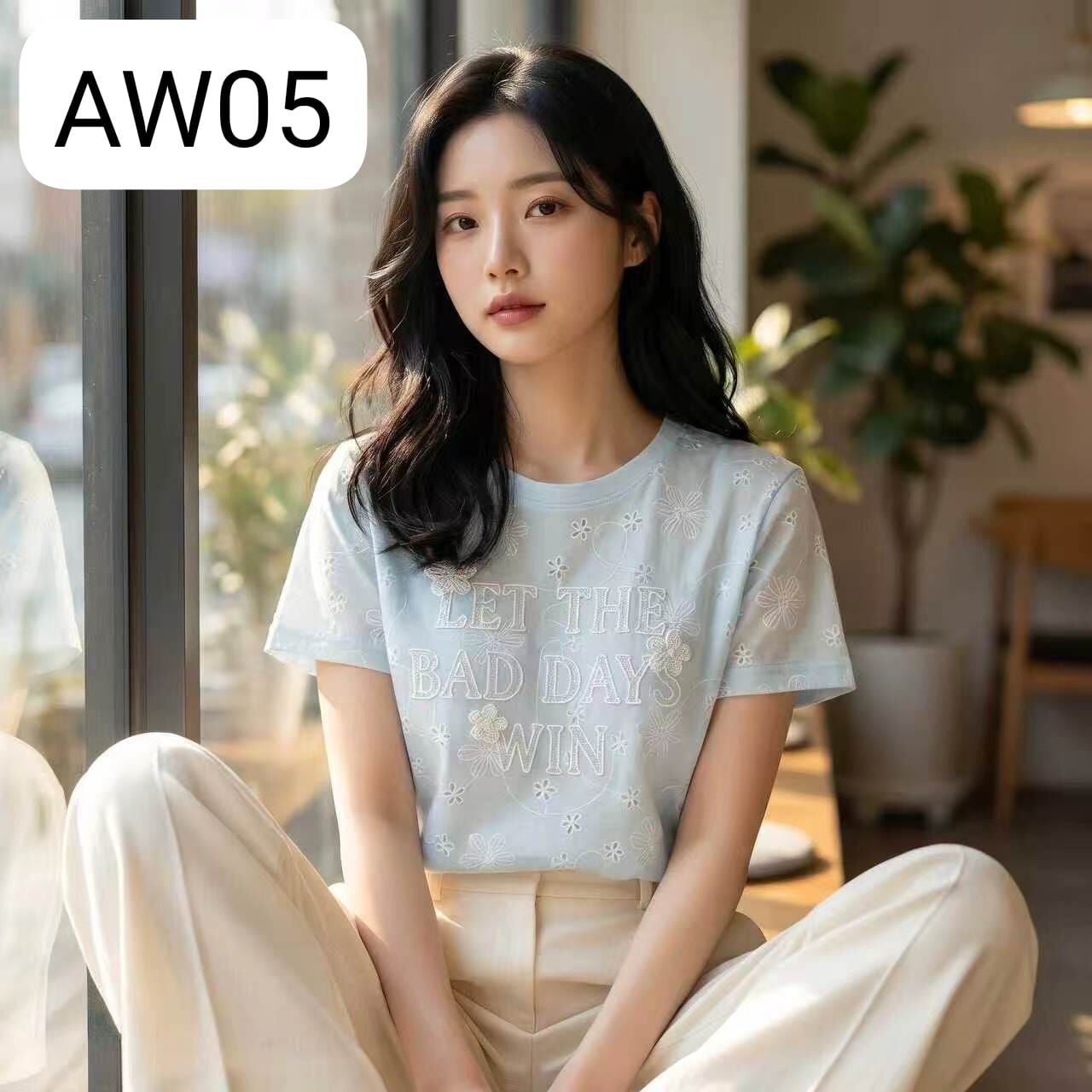 AW05 胸39-42 長23 $259