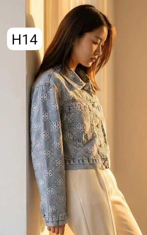 H14 胸44 長21 $359