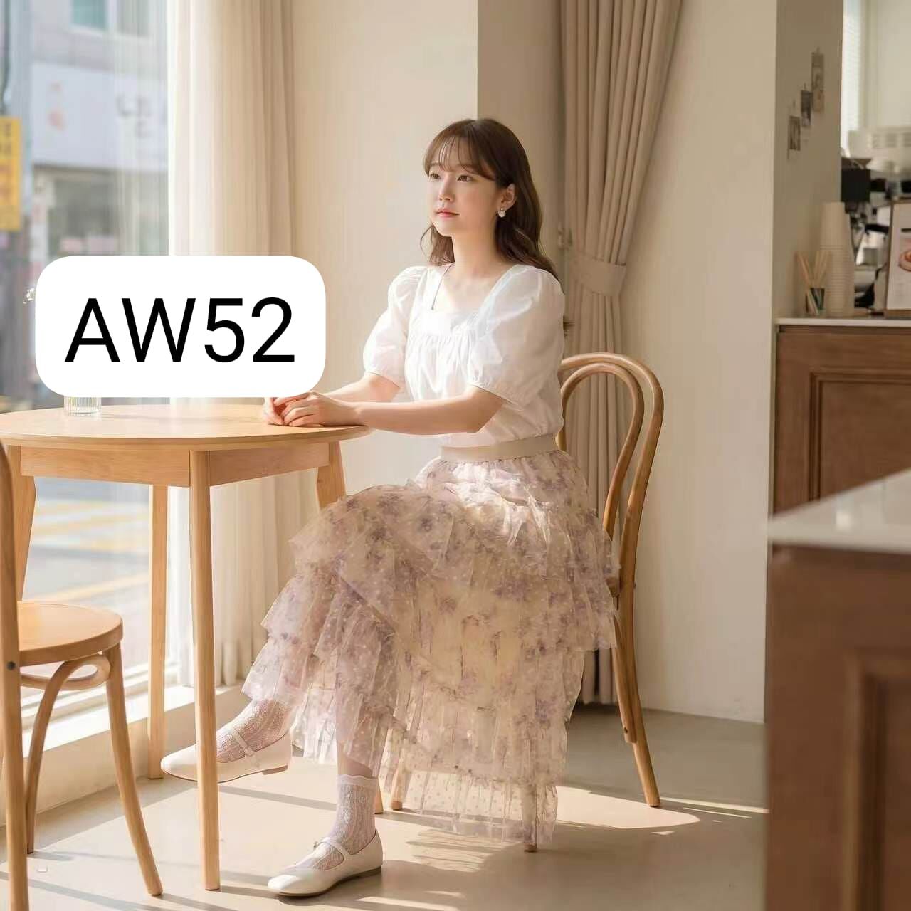 AW52   下身長裙  腰25-46 長版35  短版31 $269