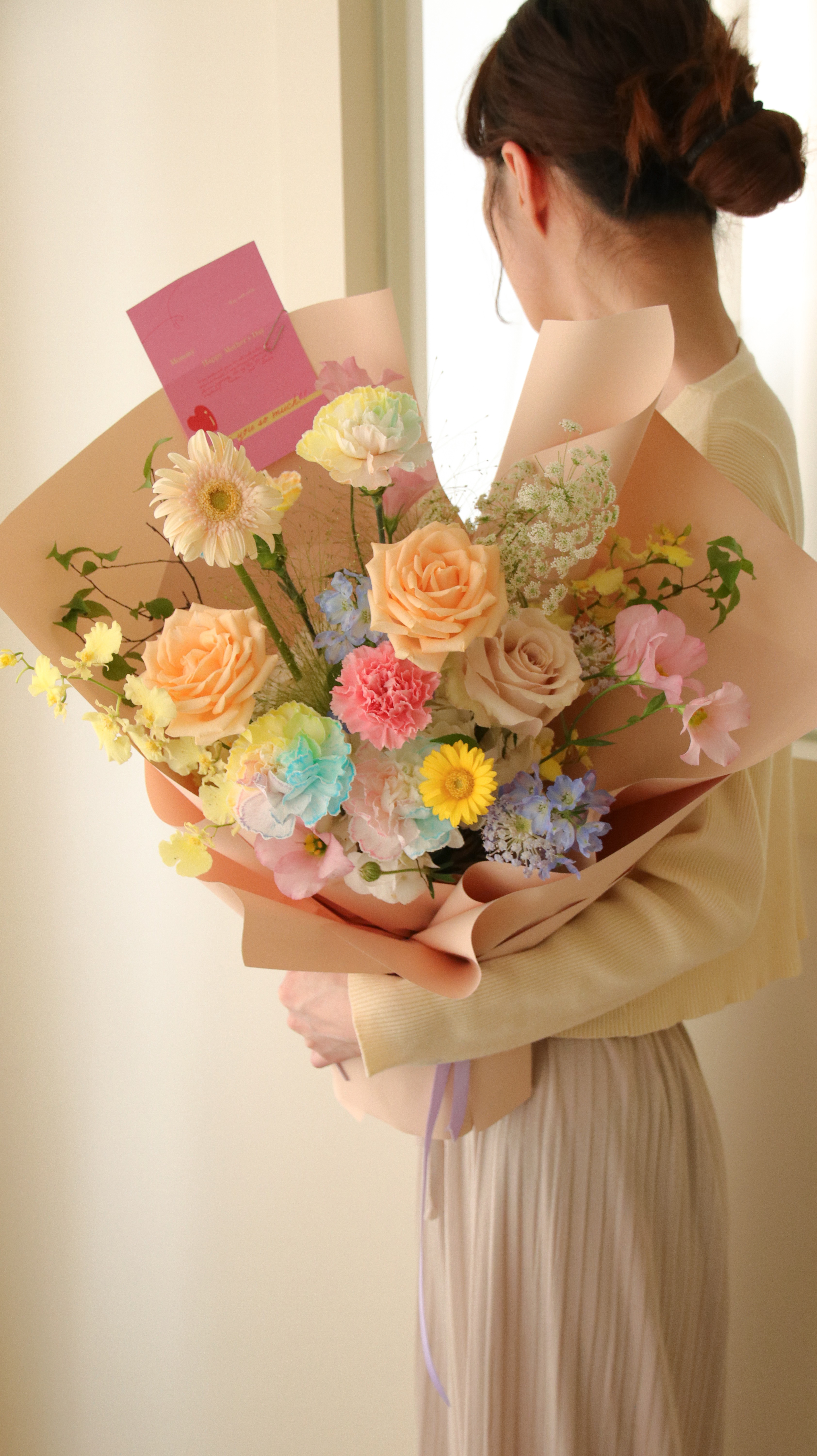 母親節限定-繽紛糖果色系康乃馨鮮花花束