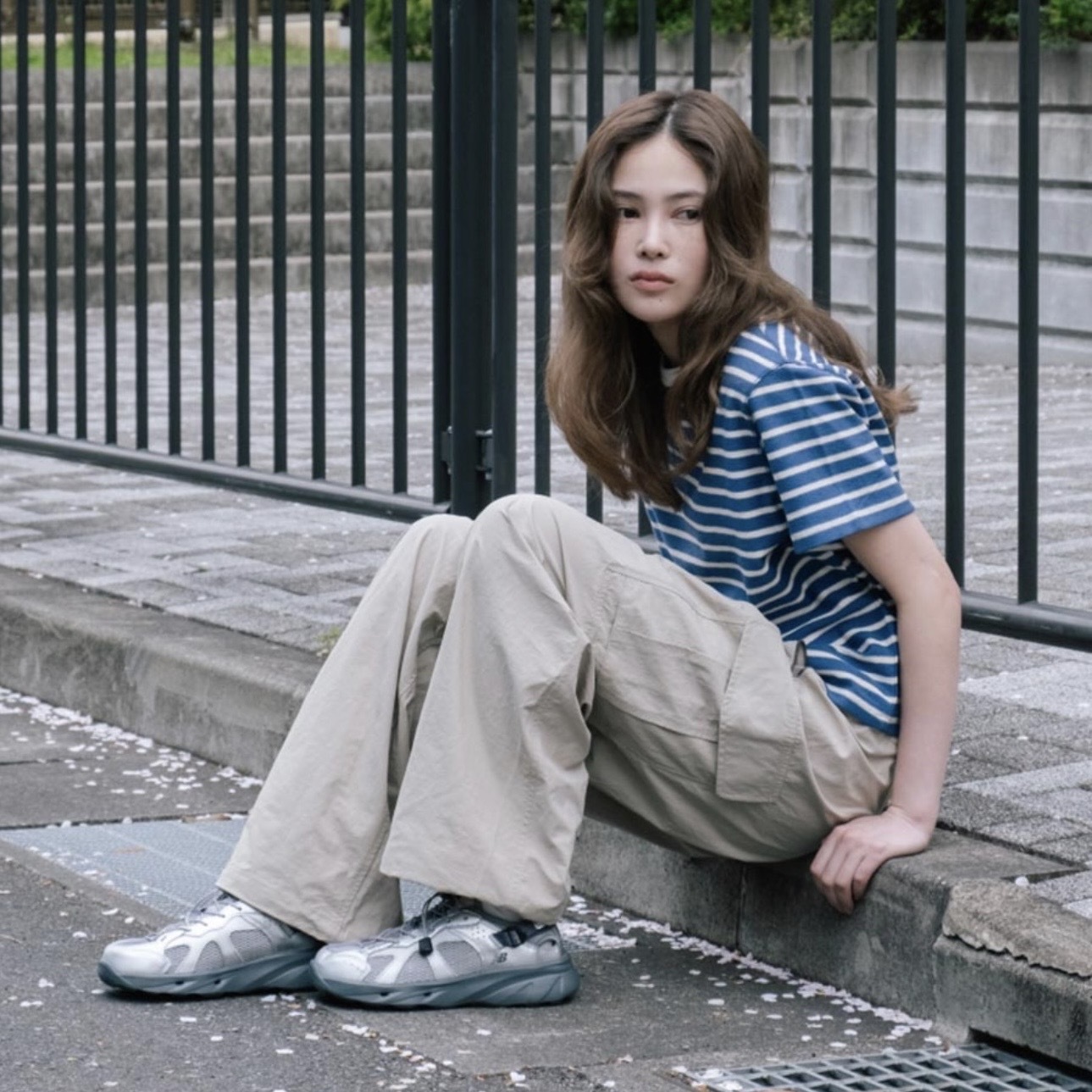 NEW BALANCE KAVE 金屬銀 網眼 抽繩鞋帶 運動涼鞋 SD2401SG