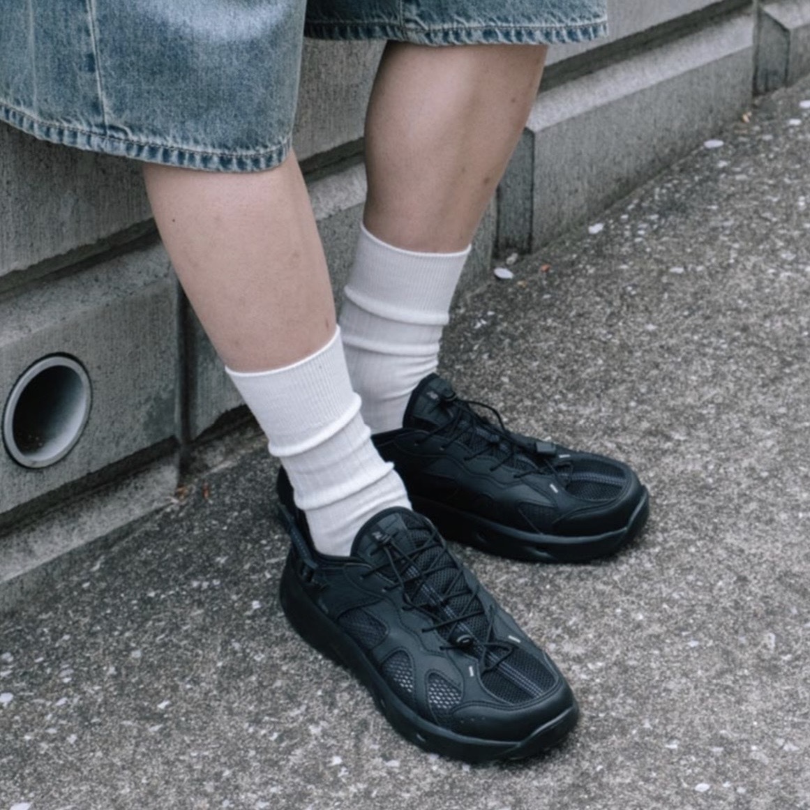 NEW BALANCE KAVE 全黑 網眼 抽繩鞋帶 運動涼鞋 SD2401BK