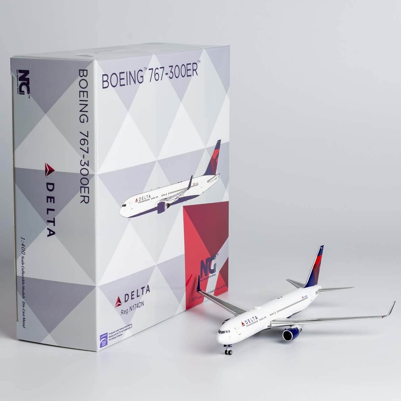 NG model 1/400  達美航空 波音767-300ER/w N174DN配備 PW4000 引擎；全新模具首次推出