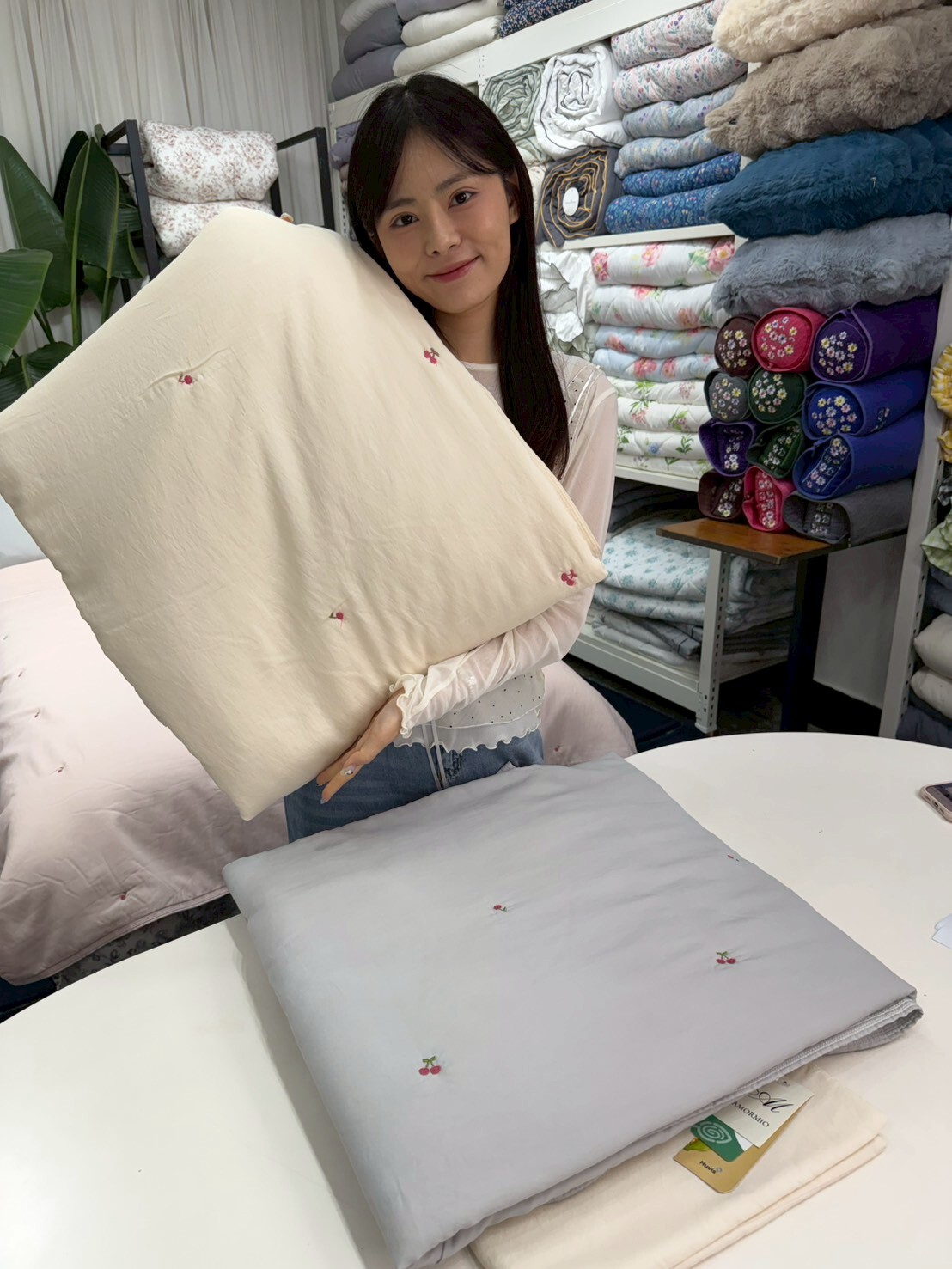 KQ4305 你被櫻桃包圉了 (天絲莫代爾40%+涼感尼龍Polyamide60%) *春夏薄款被*