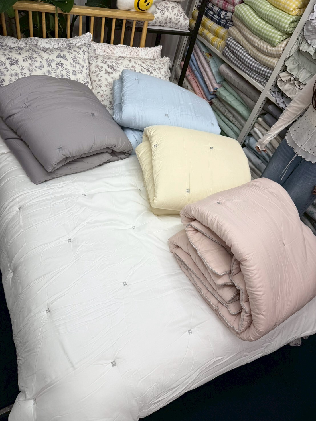 KQ4310 暖暖四方刺繡 (天絲莫代爾) *四季款被*