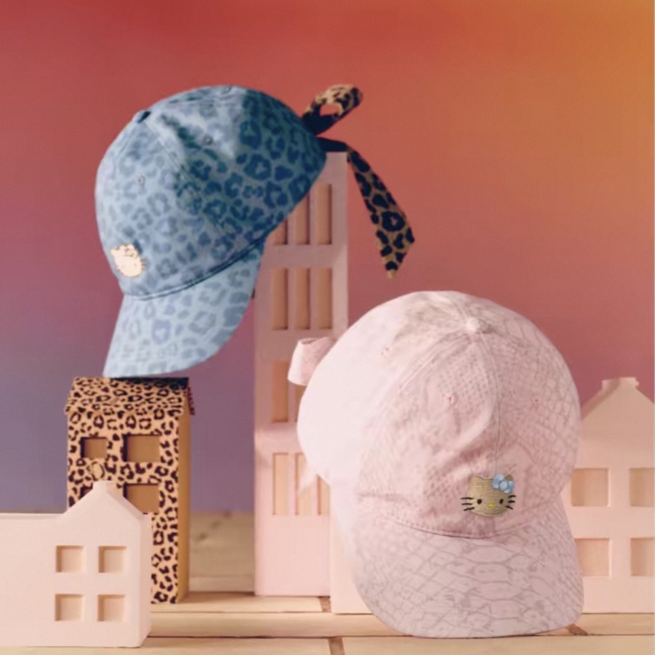 TBH x SANRIO HELLO KITTY 蝴蝶結綁帶 鴨舌帽 遮陽 帽子 三麗鷗 x 野獸派