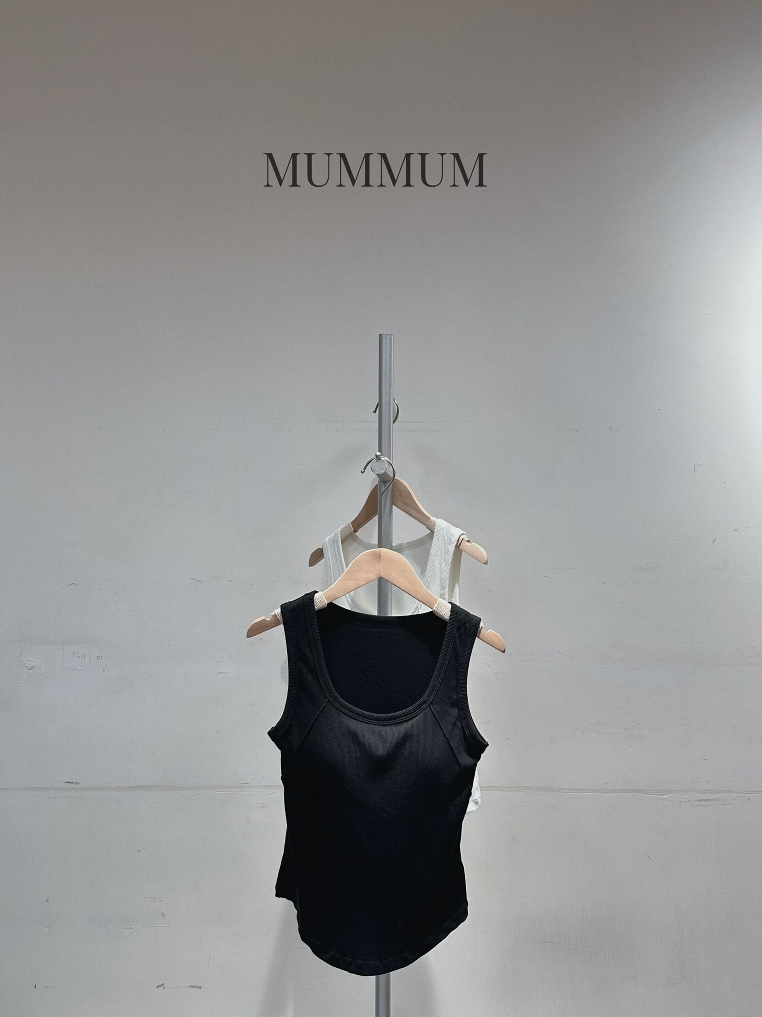 ac1410/斜線設計自帶胸墊背心