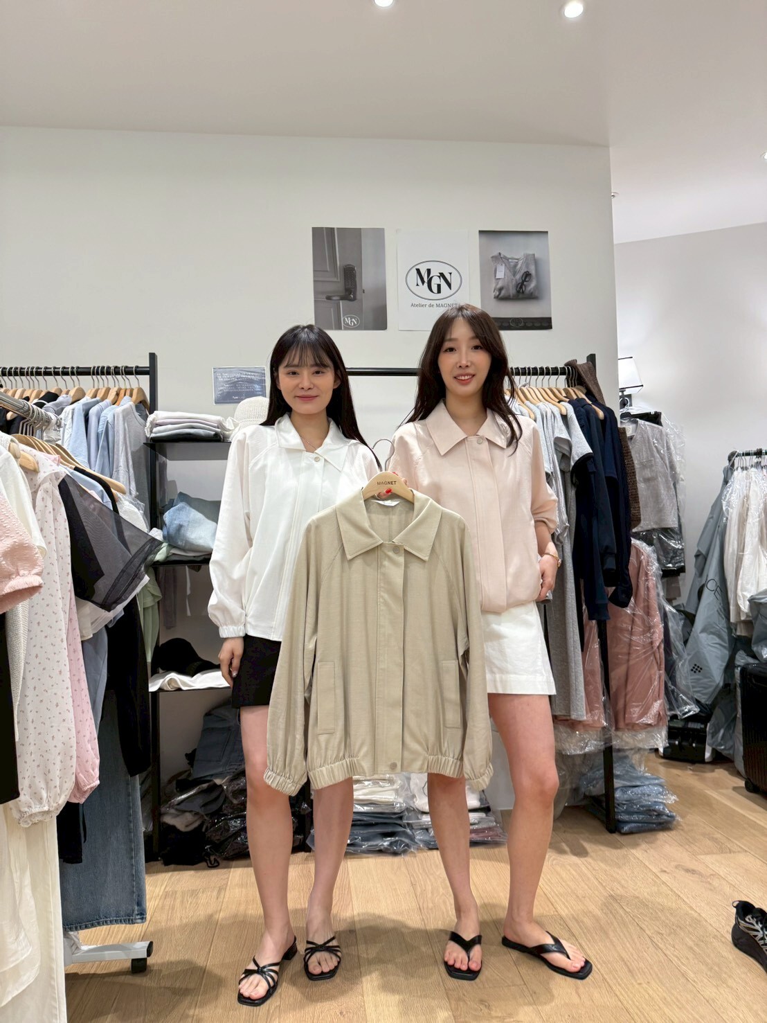 MN6115 啪鈕扣翻領薄天絲外套