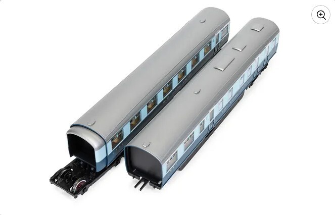 Hornby R40479 OO規 倫敦及東北鐵路公司 (LNER) - “西約克郡特快” - 開放式三等車廂及帶廚房的三等車廂 - 車廂套裝