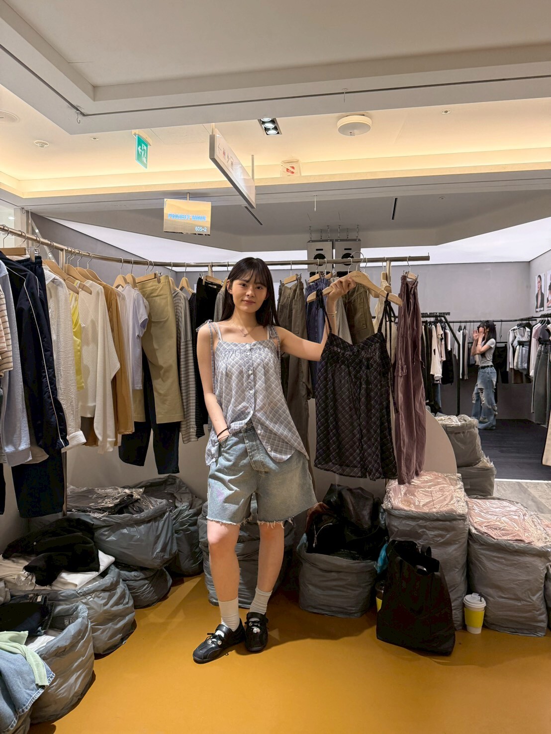 DV6105 雪紡格紋蝴蝶結吊帶排扣背心