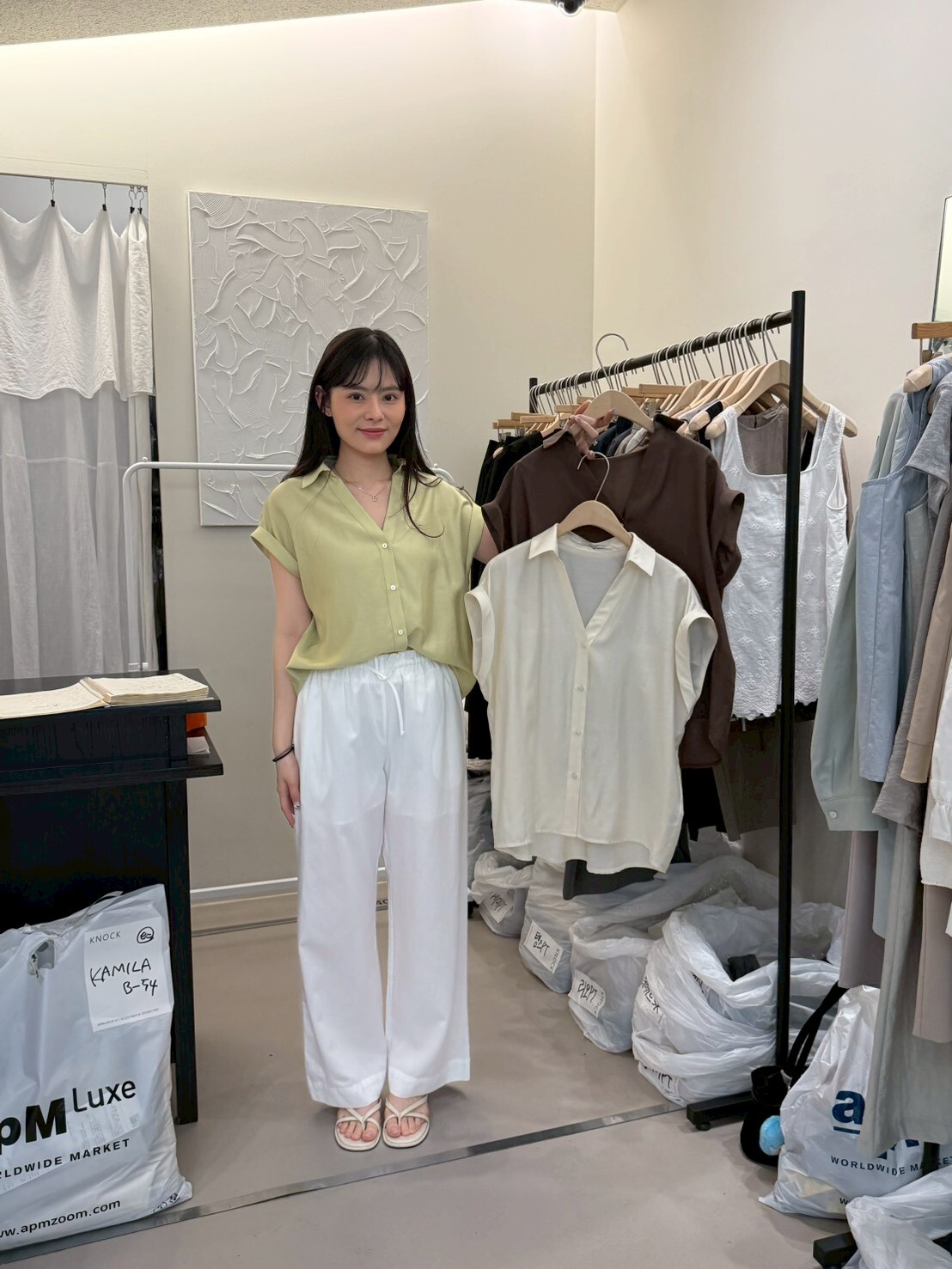 KN6110 絲滑微珠光上衣