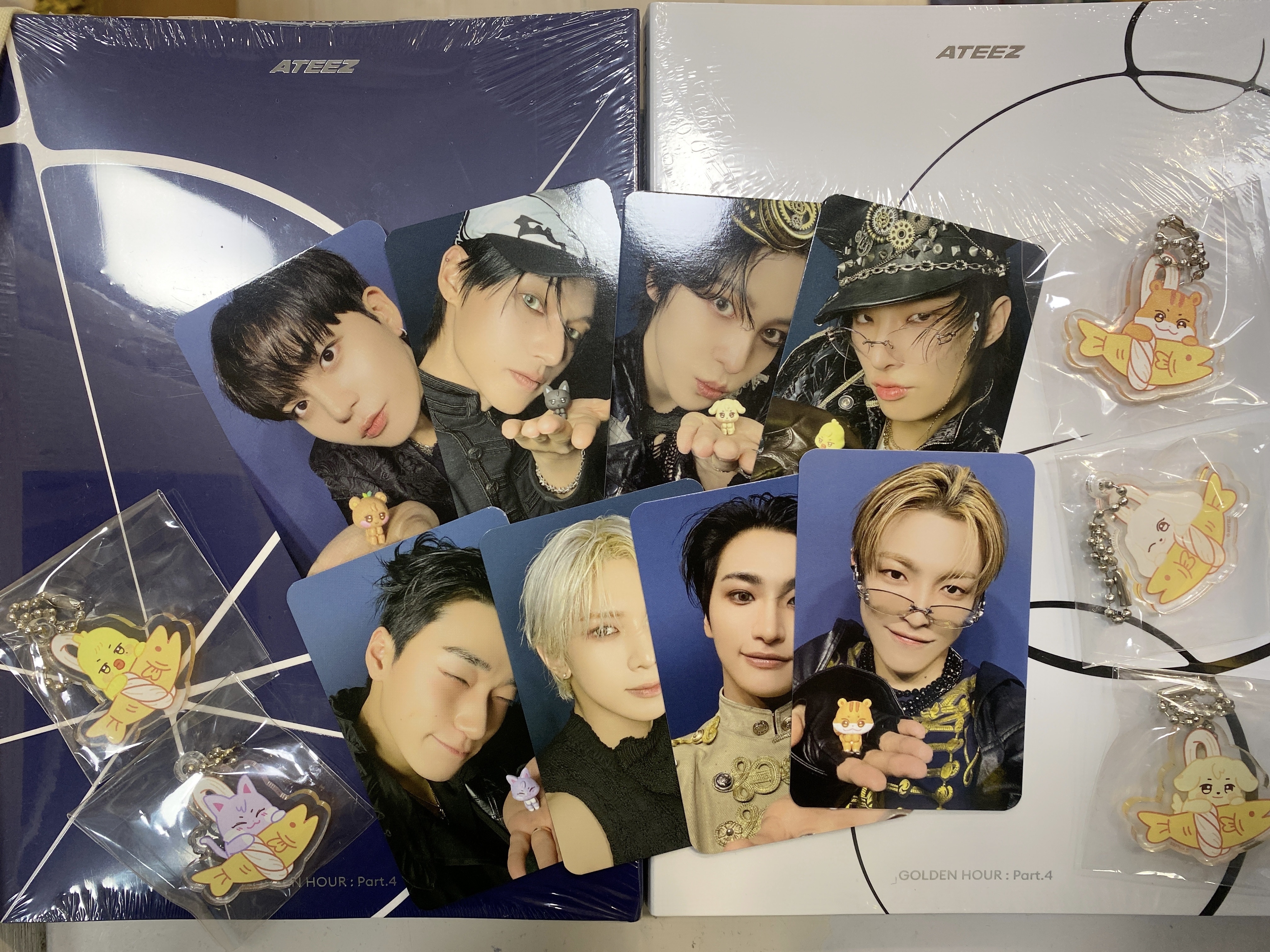 Ateez Golden hour pt.4 album ( Random)
