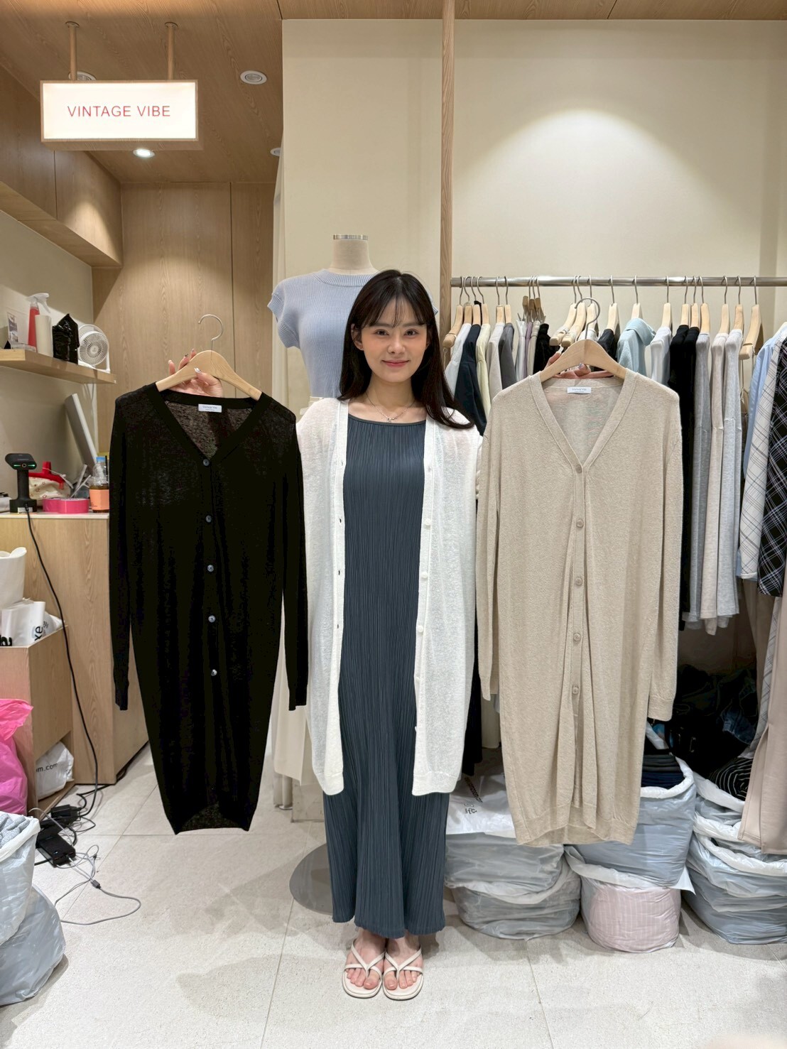 VV6131 中長薄身外套