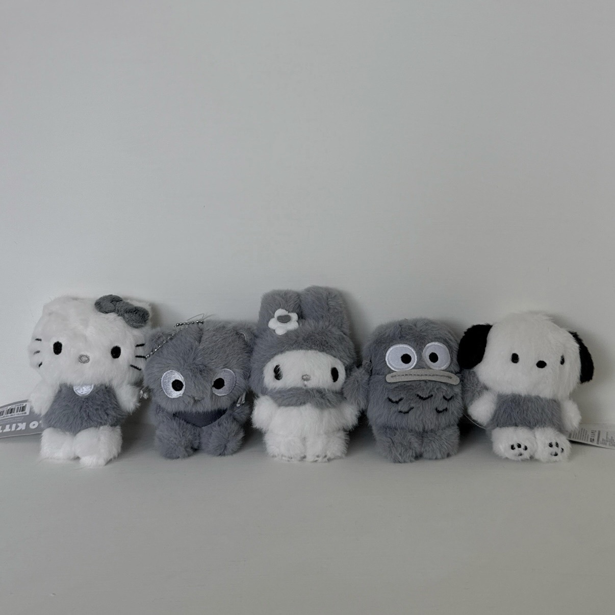 灰色系三麗鷗