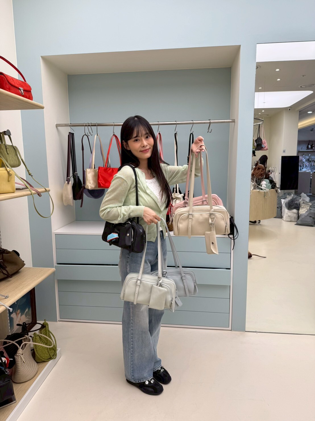 CC54 真牛皮長手柄拉鏈手袋 (優惠碼同充值購物金不適用)