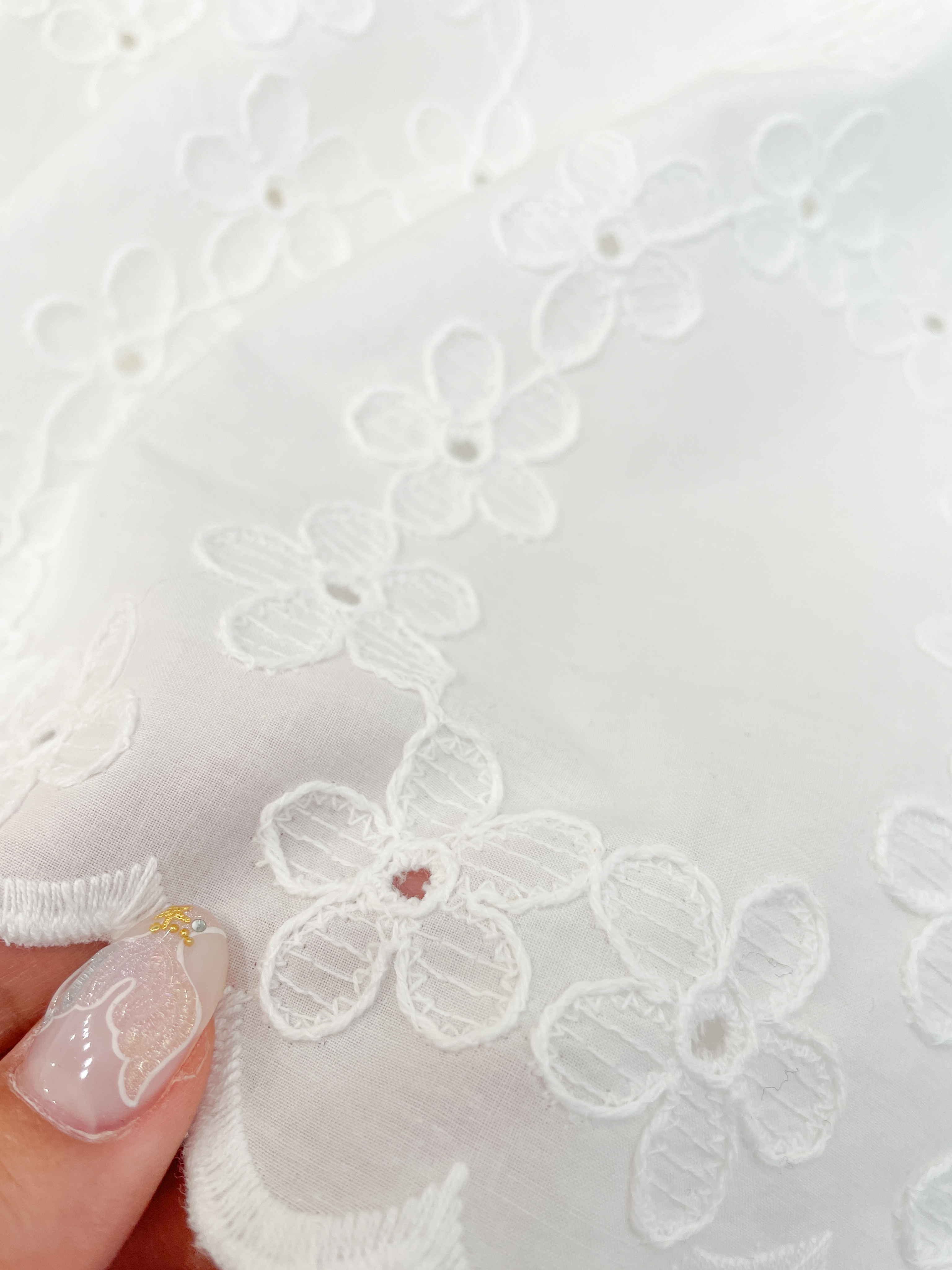 T1527 Rosalie Eyelet Embroidery Vest