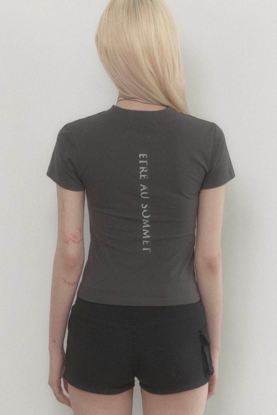 ETRE AU SOMMET 天使翅膀印花短袖上衣 木炭灰 ET25SSTHS01CH