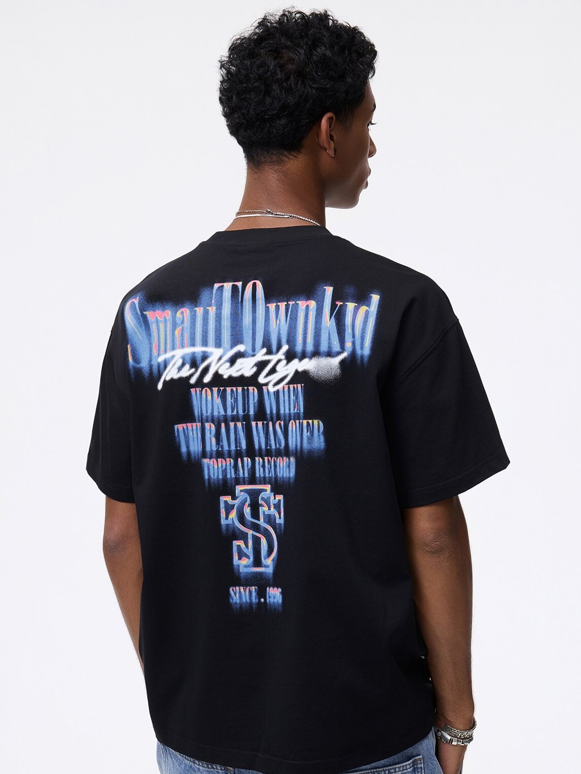 STK SmallTownKid Matte Glossy Logo Font - Casual Loose Short-Sleeve T-Shirt